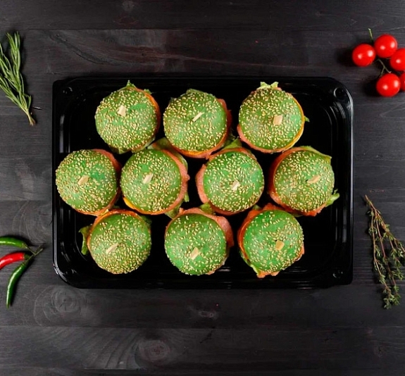 Мини бургер с лососем и сыром Чеддер рис 1