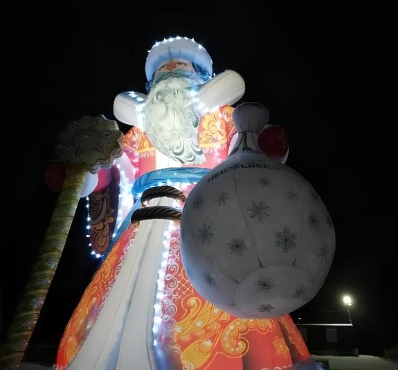 картинка Дед Мороз надувной от компании Рент-Бери