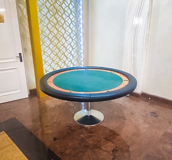 картинка Карточный стол от компании Рент-Бери