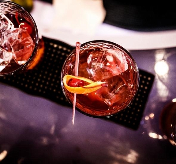 картинка Авторский бар от компании Рент-Бери