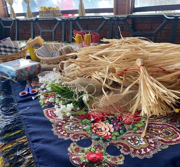 Мастер-класс "Игрушка из соломы" рис 7