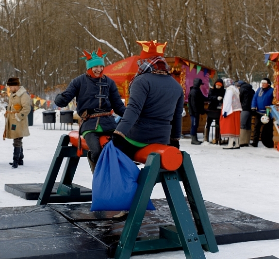 картинка Бой мешками на бревне от компании Рент-Бери