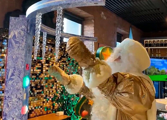 картинка Новогодняя реакция от компании Рент-Бери