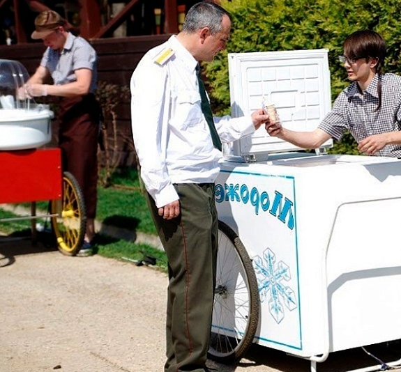 Ретро-тележка с мороженым рис 2