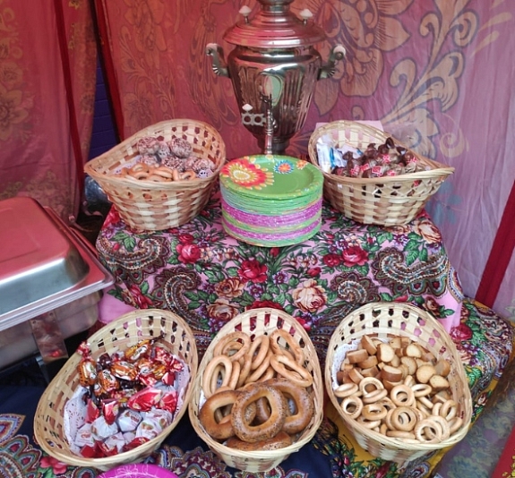 картинка Чаепитие в русском стиле от компании Рент-Бери