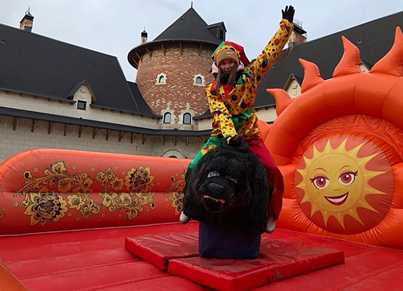 картинка Аттракцион Волк Родео от компании Рент-Бери