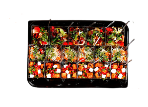 Салат из чечевицы и жареных баклажанов