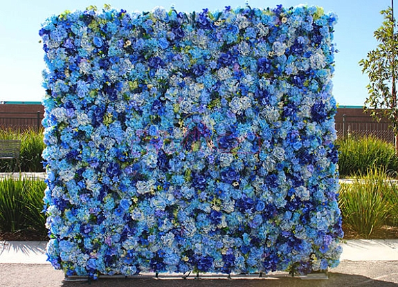 Цветочная стена Голубые розы