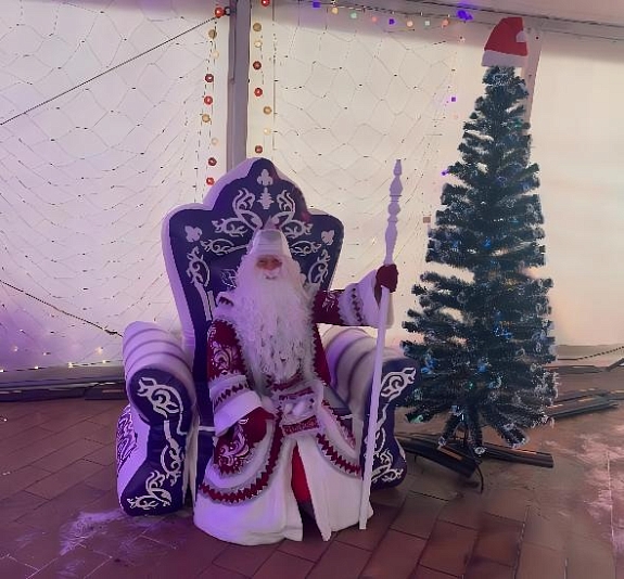 картинка Фотозона "Трон" от компании Рент-Бери