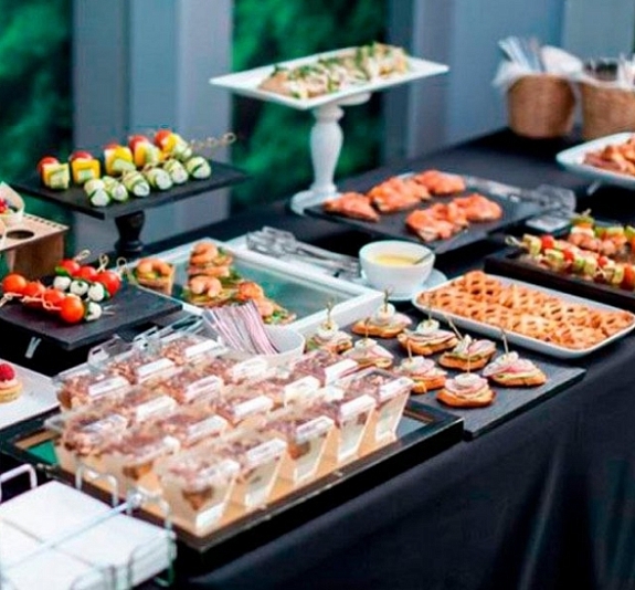 Скатерть прямоугольная черная рис 3