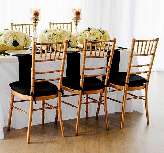 картинка Подушка на стул черная от компании Рент-Бери