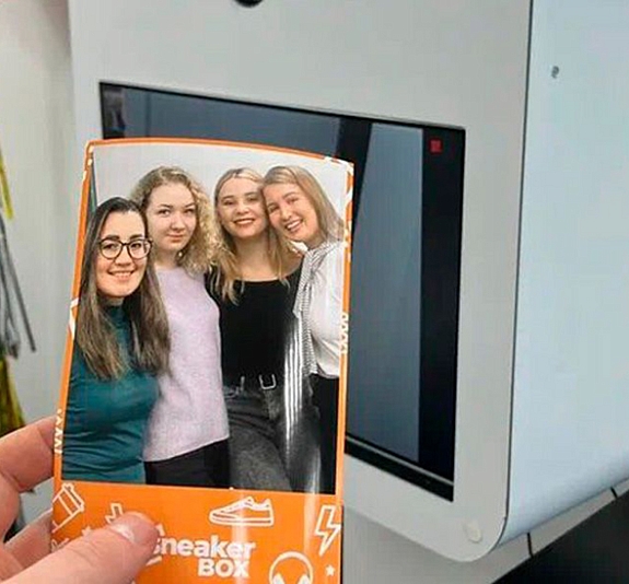 Новогодняя смарт фотостойка рис 1