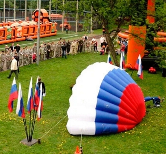 картинка Сцена ракушка надувная  "Триколор" 6х3 от компании Рент-Бери