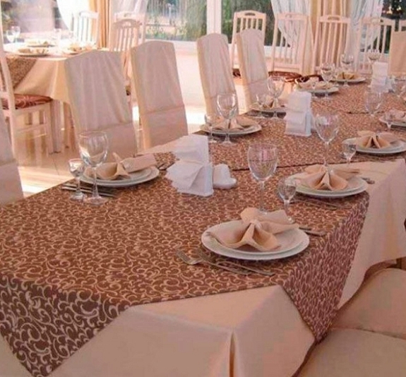 Скатерть прямоугольная бежевая «Жаккард» рис 1