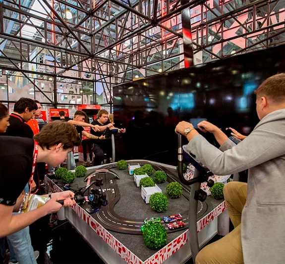 картинка Военные Гонки на Велотренажерах от компании Рент-Бери