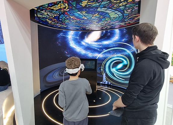 VR «образовательный планетарий»