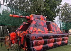 Батут "Танк"