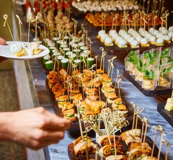 картинка Фуршет готовый без обслуживания от компании Рент-Бери