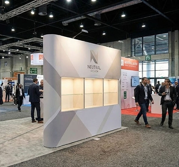 Поп Ап стенд с Шоукейсами рис 2