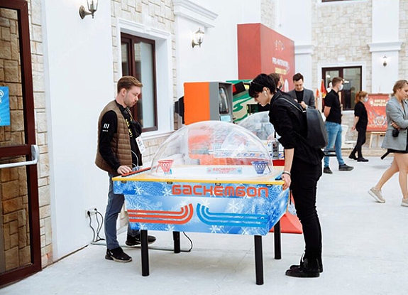 картинка Новогодний баскетбол от компании Рент-Бери