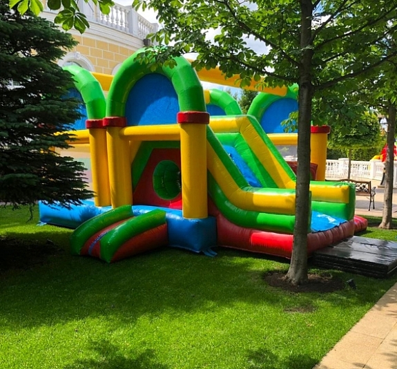 Батут с горкой "Детский" рис 1