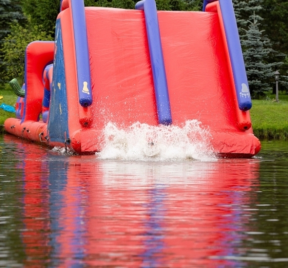 картинка Водная полоса препятствий от компании Рент-Бери