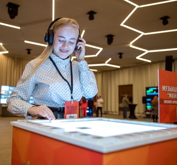 Музыкальный стол рис 6