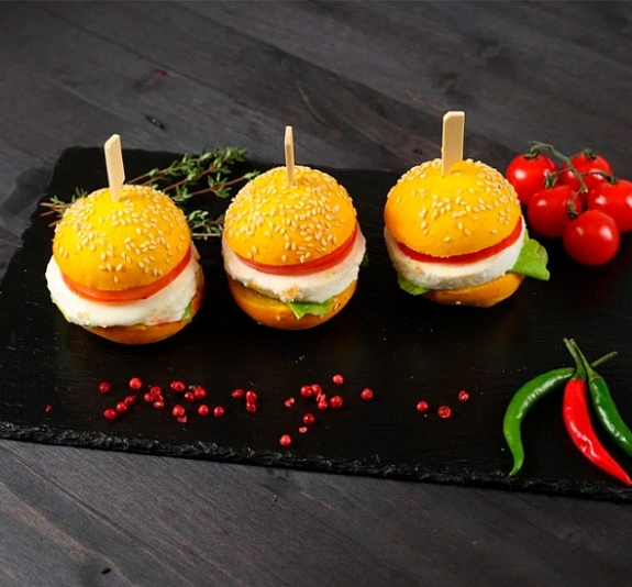 Мини бургер капрезе рис 1