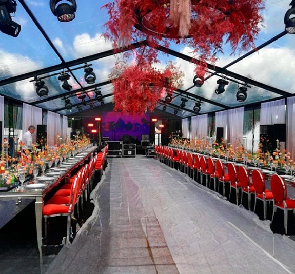 картинка Шатер павильон черный остекленный 10х15 от компании Рент-Бери