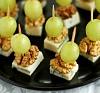 Канапе с голубым сыром и виноградом рис 3