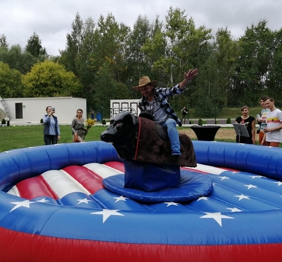 картинка Аттракцион Бык Родео от компании Рент-Бери