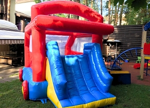 Батут с горкой "Локомотив"