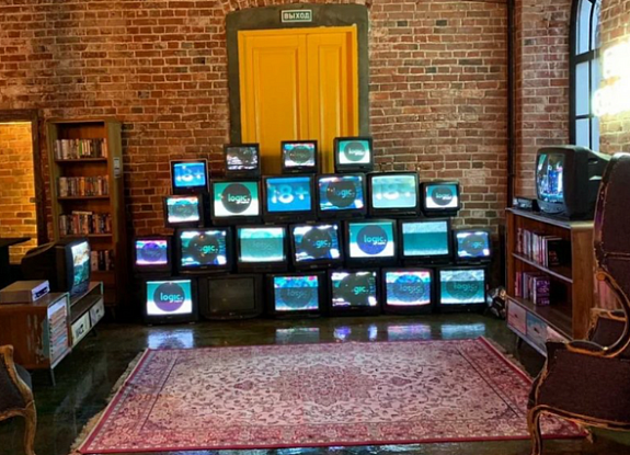 Фотозона ретро телевизоры