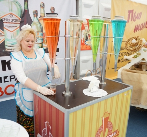 Стойка с сиропами рис 3