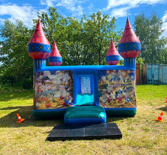 Батут "Мультгерои" рис 1