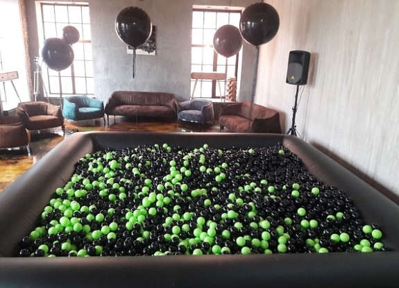 Сухой бассейн «Black»