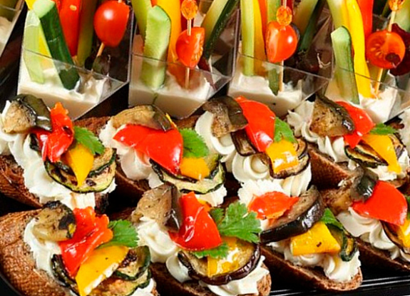 Крудите с йогуртовой заправкой