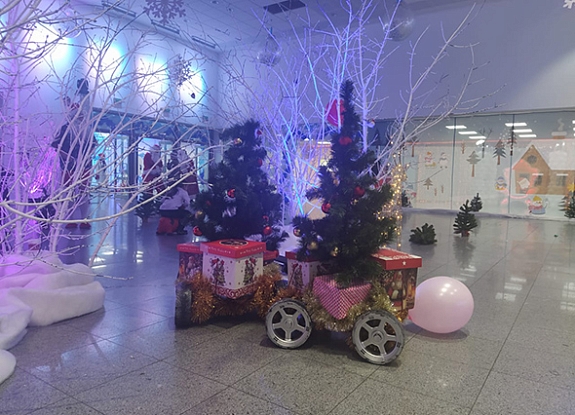 картинка Гонки на ёлках от компании Рент-Бери