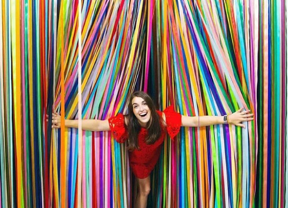 Фотозона из лент