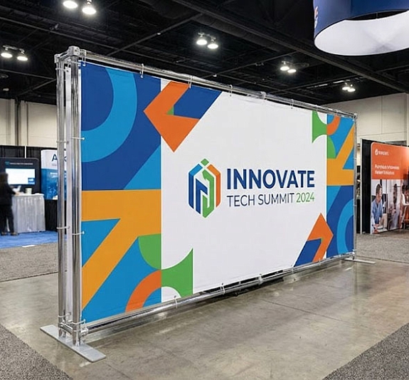 Пресс волл Джокер рис 3