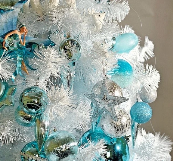 картинка Ёлка искусственная 300 см наряженная голубо-белая от компании Рент-Бери