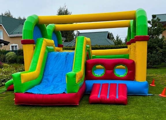 Батут с горкой "Детский"