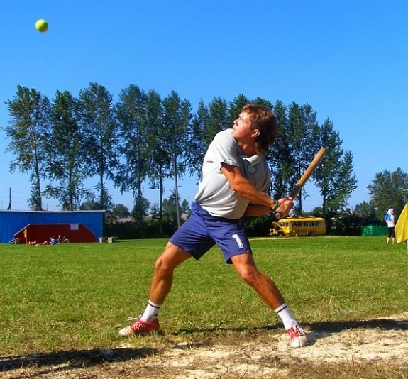 картинка Лапта по-русски от компании Рент-Бери