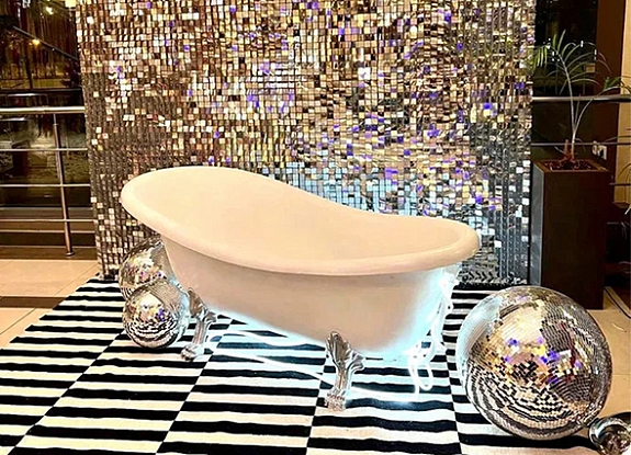 Фотозона ванна