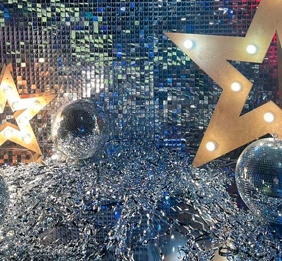 Фотозона Пайетки серебро рис 1