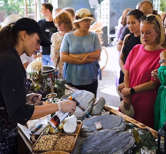 картинка Раклет бар от компании Рент-Бери