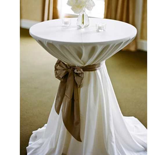 Скатерть круглая бежевая для коктейльного стола рис 2