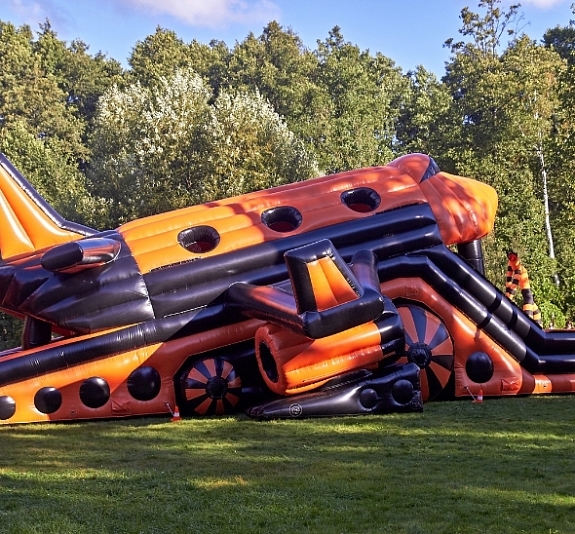 Надувная горка «Самолет» рис 6